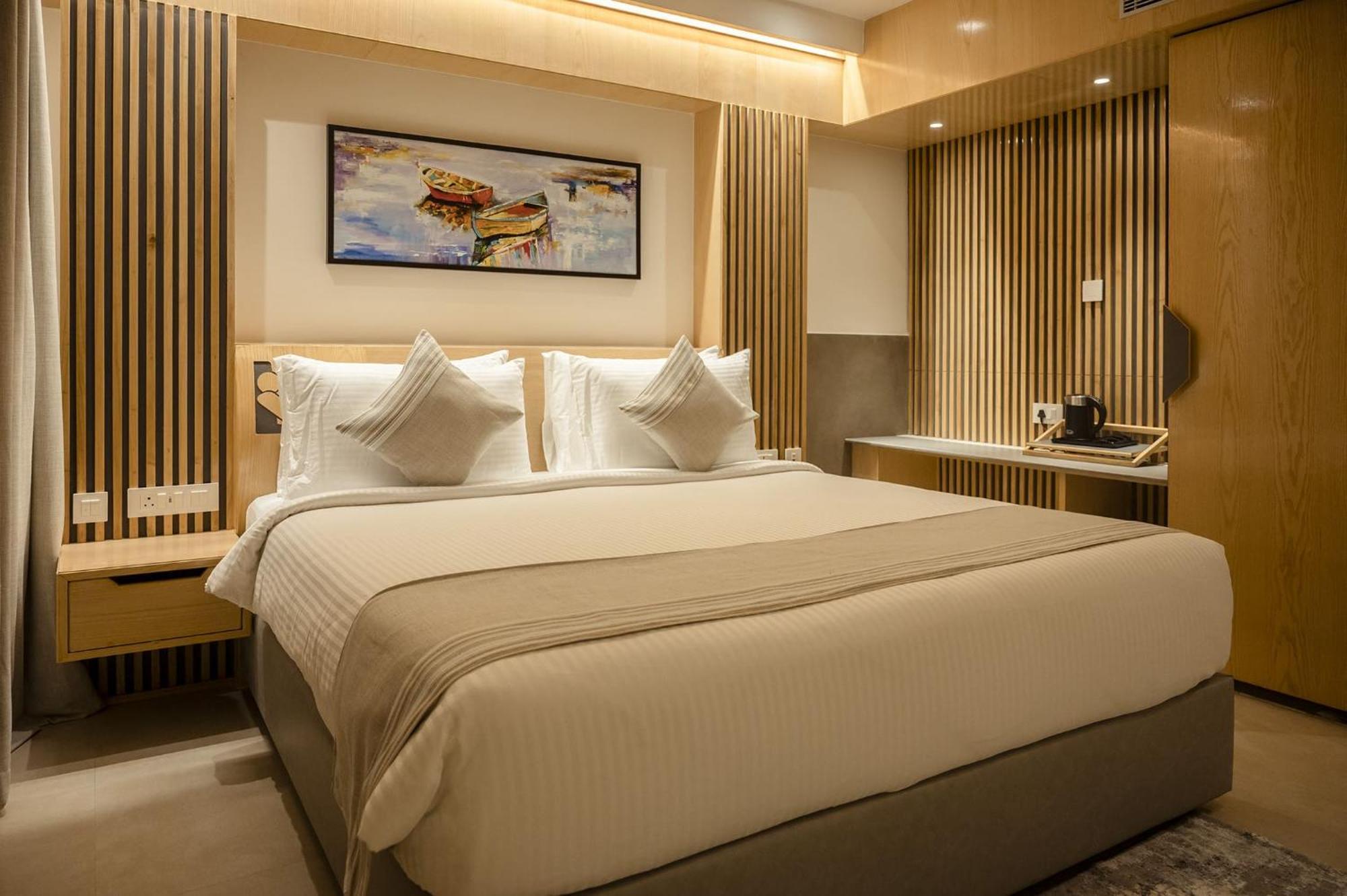Baharampur Hotel Lake View מראה חיצוני תמונה