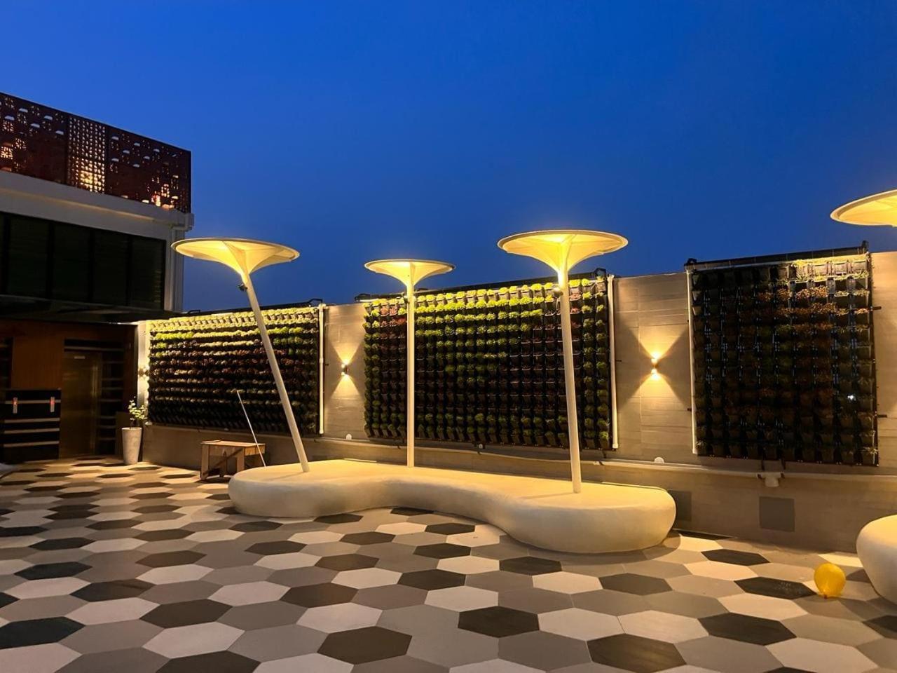 Baharampur Hotel Lake View מראה חיצוני תמונה