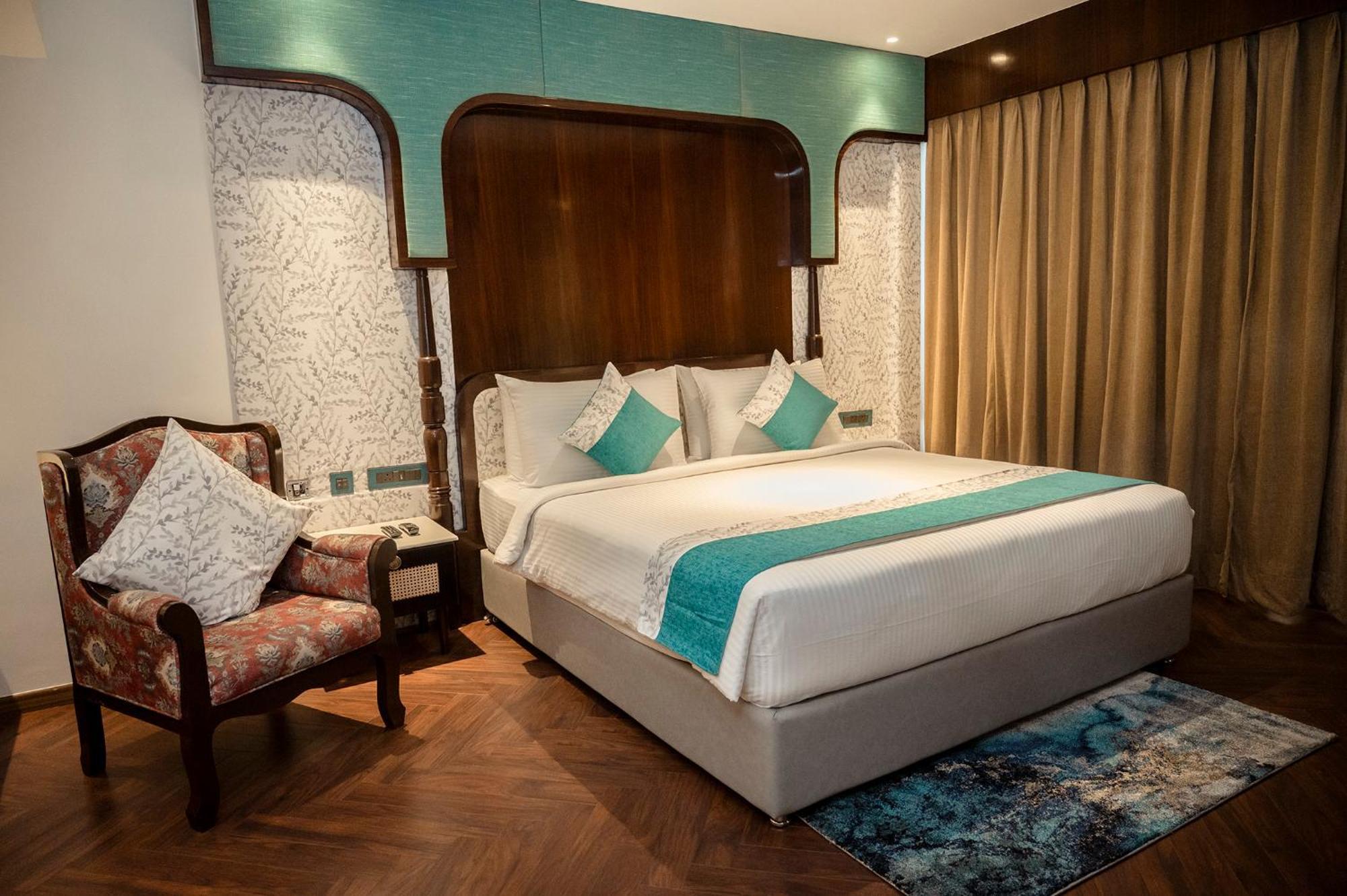 Baharampur Hotel Lake View מראה חיצוני תמונה