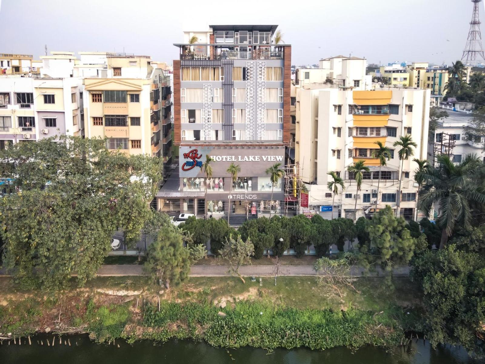 Baharampur Hotel Lake View מראה חיצוני תמונה